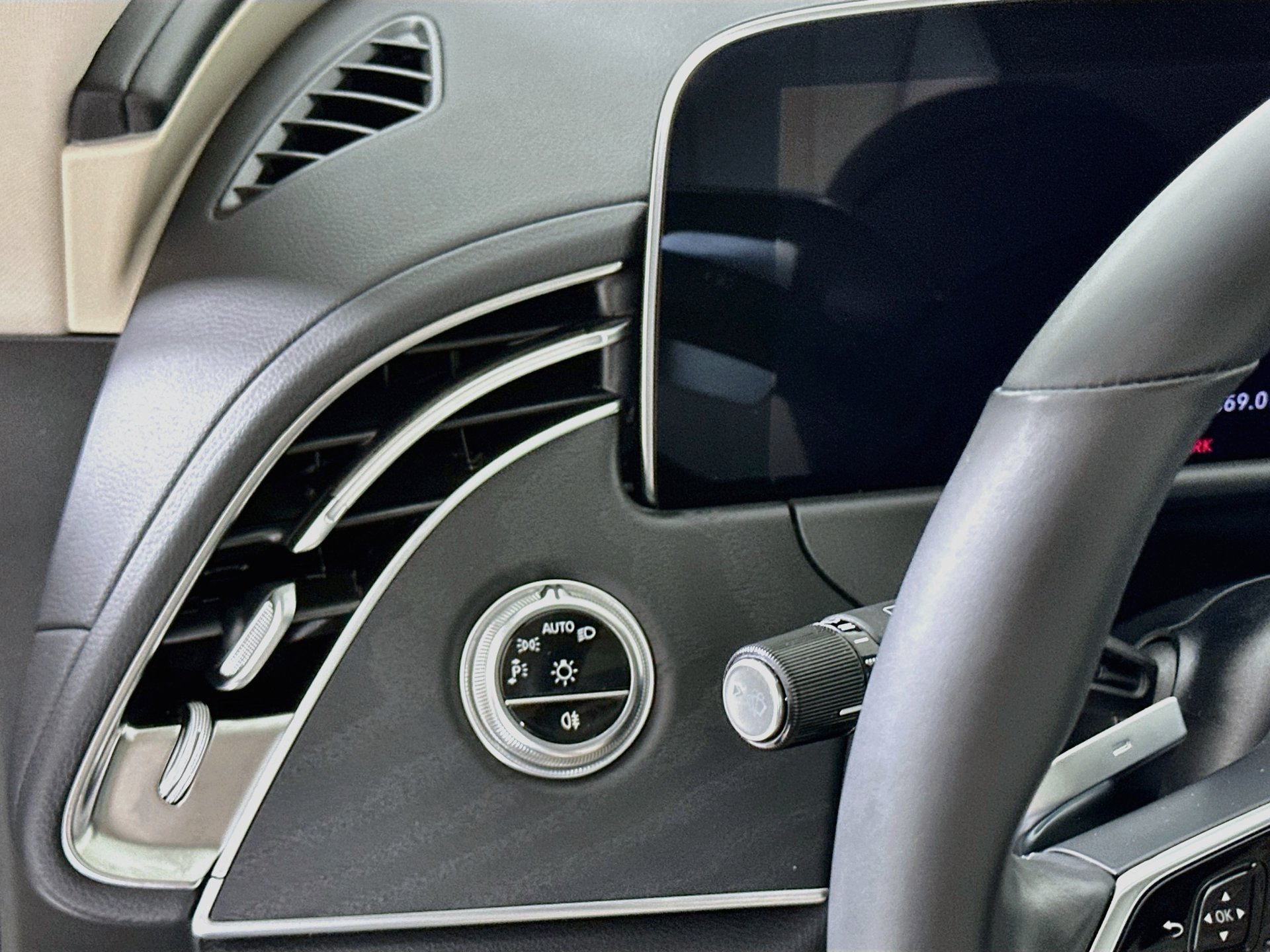 Used 2026 Mercedes-Benz E 350 Sedan image 11