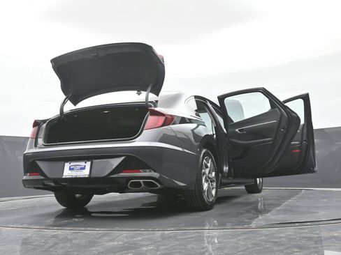 Certified 2023 Hyundai Sonata SEL w/ Preferred Accessory Package FWD image 49