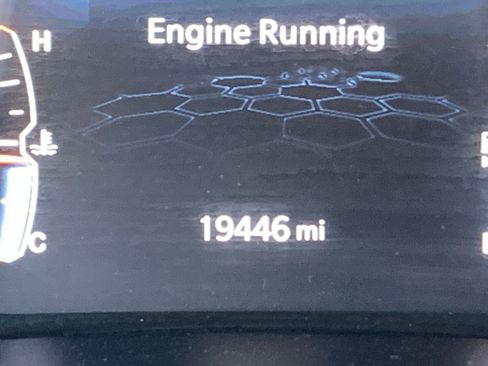 Used 2025 Jeep Compass Limited image 9