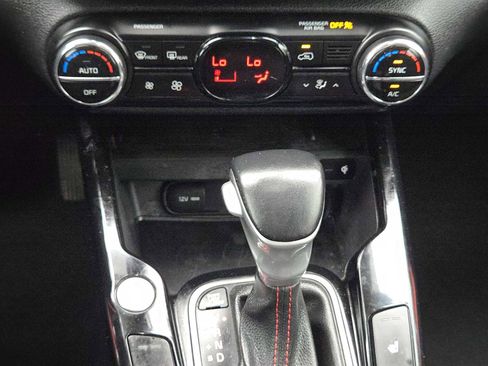 Used 2020 Kia Soul GT-Line Turbo FWD image 20