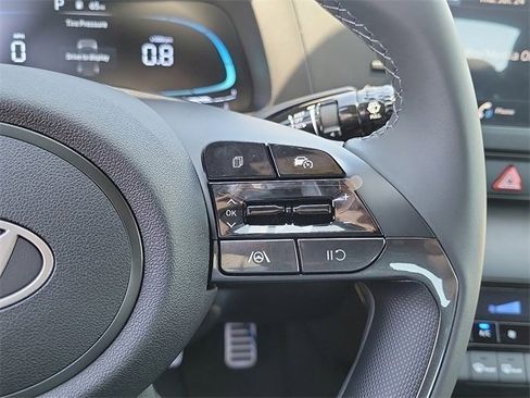 New 2025 Hyundai Elantra Sport image 5