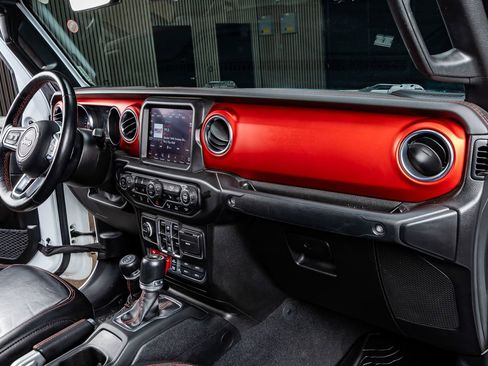 Used 2021 Jeep Gladiator Rubicon image 17
