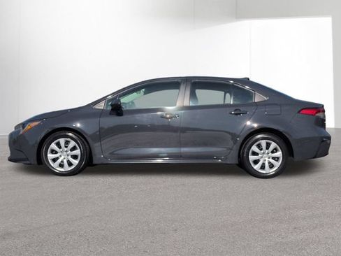 Used 2024 Toyota Corolla LE FWD image 9