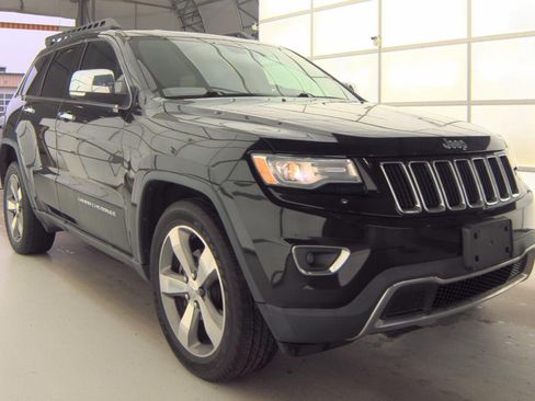 Used 2015 Jeep Grand Cherokee Limited w/ Luxury Group II AWD/4WD image 3