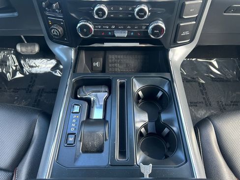 Used 2022 Ford F150 Lariat image 13