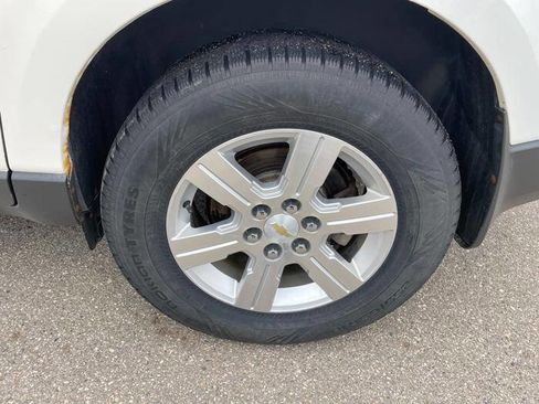 Used 2012 Chevrolet Traverse LT image 14