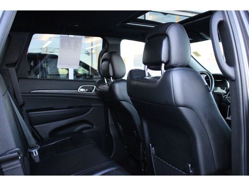 Used 2021 Jeep Grand Cherokee Laredo X image 26