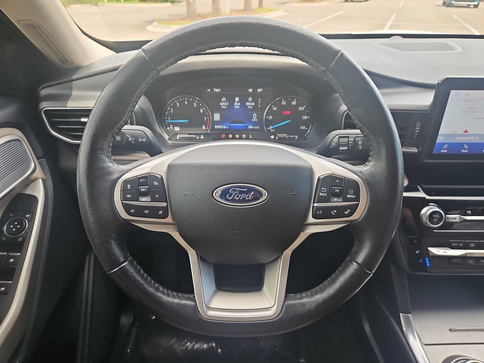Used 2022 Ford Explorer Limited AWD/4WD image 11