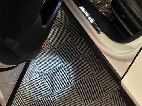 Used 2022 Mercedes-Benz GLB 35 AMG 4MATIC image 18