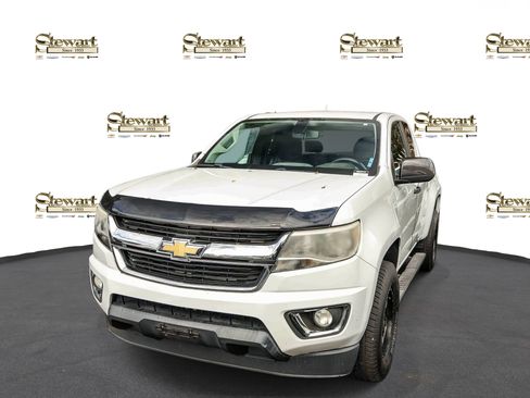 Used 2017 Chevrolet Colorado W/T image 1