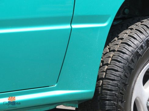 Used 1995 Geo Tracker 2WD 2-Door image 34