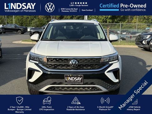 Certified 2022 Volkswagen Taos SE image 7