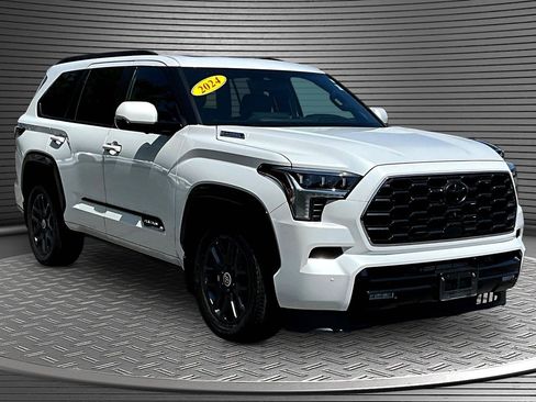 Used 2024 Toyota Sequoia Platinum AWD/4WD image 1