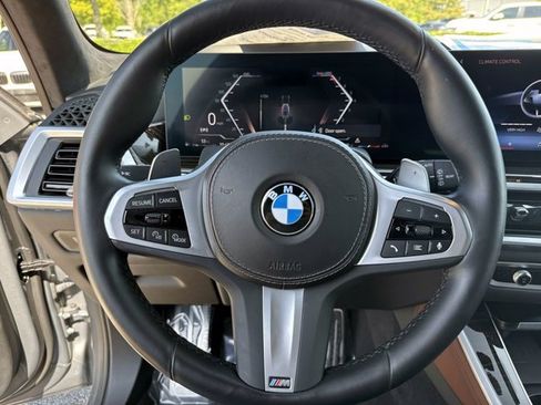 Used 2024 BMW X5 sDrive40i w/ M Sport Package RWD image 30