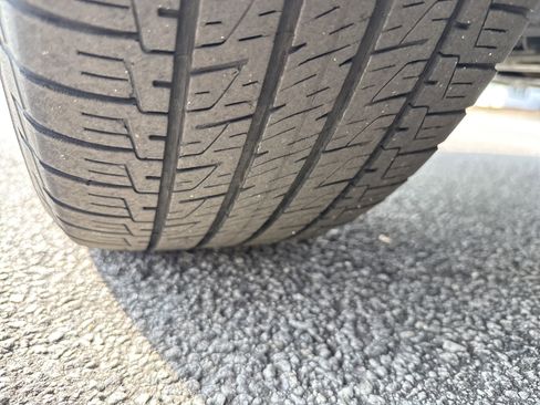 Used 2018 Buick Encore Essence image 12