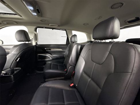 Used 2021 Kia Telluride EX w/ EX Premium Package image 30