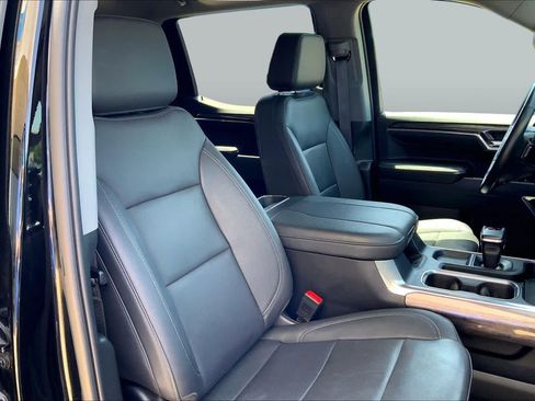 Used 2024 Chevrolet Silverado 1500 LTZ AWD/4WD image 9