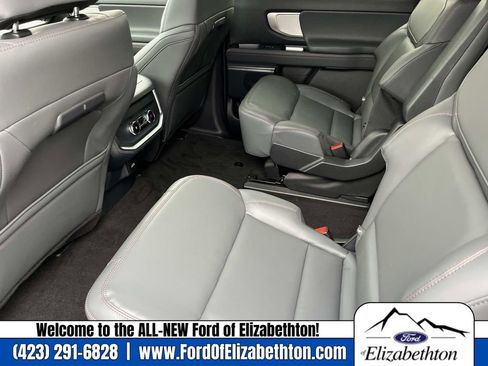 New 2025 Ford Expedition Max Active image 19