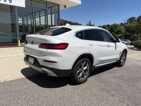 Certified 2025 BMW X4 xDrive30i AWD/4WD image 8
