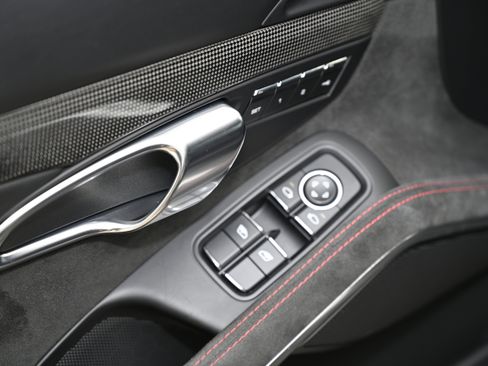 Used 2018 Porsche 718 Cayman GTS image 18