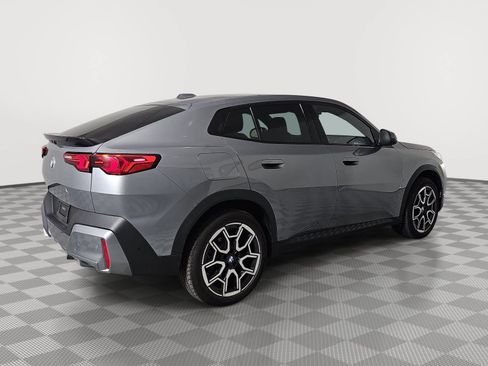 Used 2026 BMW X2 xDrive28i AWD/4WD image 8