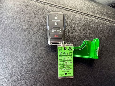 Certified 2025 RAM 1500 Big Horn image 24