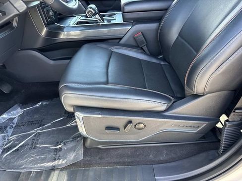 Used 2023 Ford F150 Lariat image 12