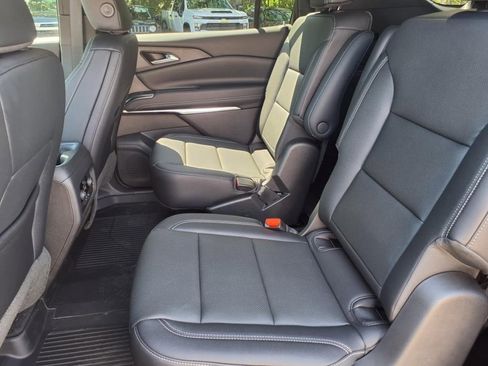 New 2026 Chevrolet Traverse LT w/ LPO, Floor Liner Package image 15
