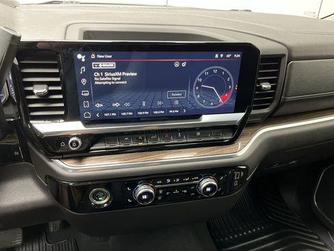 Certified 2024 GMC Sierra 1500 Elevation AWD/4WD image 19