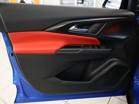 New 2025 Chevrolet Equinox EV RS image 13