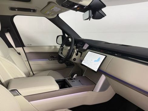 New 2026 Land Rover Range Rover SE image 33
