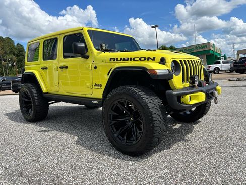 Used 2023 Jeep Wrangler Unlimited Rubicon 392 w/ Xtreme Recon 35" Tire Package AWD/4WD image 13