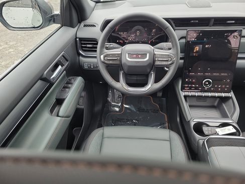 New 2026 GMC Terrain AT4 w/ Convenience Package III AWD/4WD image 19