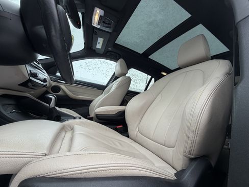 Used 2018 BMW X1 xDrive28i w/ Convenience Package image 23