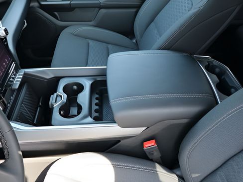 New 2026 RAM 1500 Big Horn AWD/4WD image 21