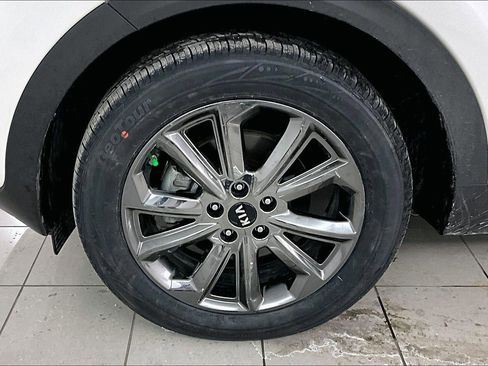 Used 2020 Kia Sportage S w/ S Premium Package image 34