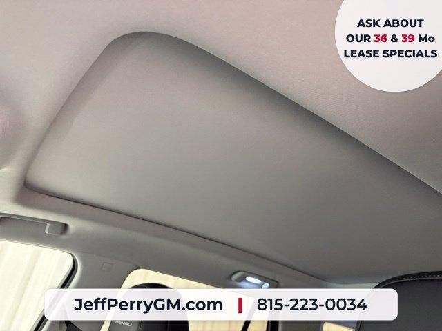 New 2027 GMC Terrain Denali w/ LPO, Floor Liner Package AWD/4WD image 15