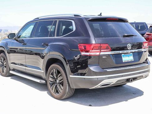 Used 2018 Volkswagen Atlas SEL Premium image 6