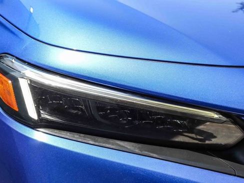 Used 2022 Honda Civic Sport image 7