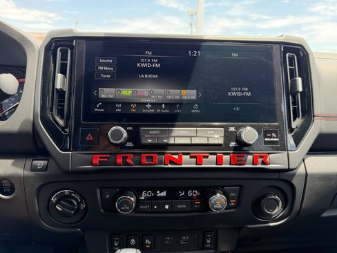 Used 2026 Nissan Frontier PRO-4X AWD/4WD image 14