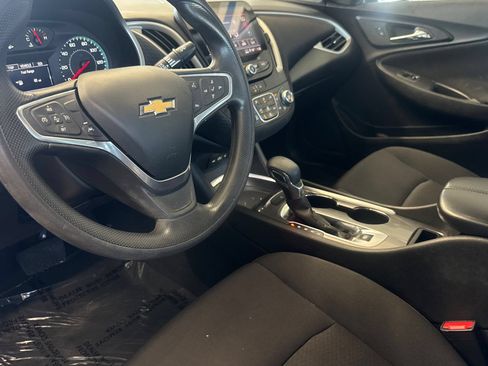 Used 2023 Chevrolet Malibu LT FWD image 7
