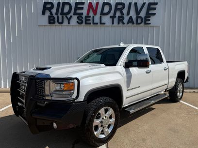 Used 2019 GMC Sierra 2500 Denali w/ Duramax Plus Package