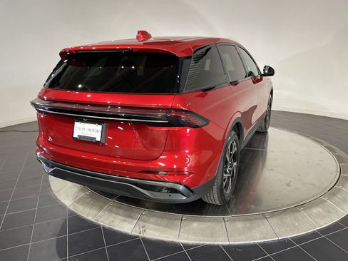 New 2024 Lincoln Nautilus Premier w/ Equipment Group 102A image 40