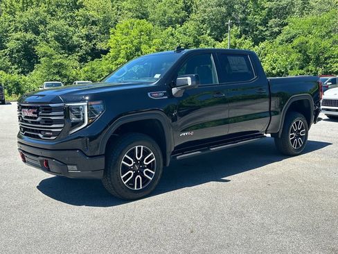 New 2026 GMC Sierra 1500 AT4 w/ AT4 Premium Package AWD/4WD image 2