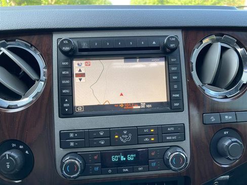 Used 2012 Ford F250 Lariat w/ Lariat Ultimate Pkg AWD/4WD image 26