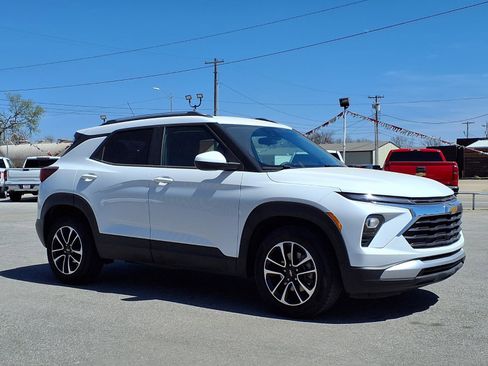Used 2025 Chevrolet TrailBlazer LT image 23