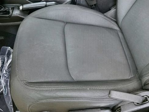 Used 2019 Jeep Wrangler Sport AWD/4WD image 18