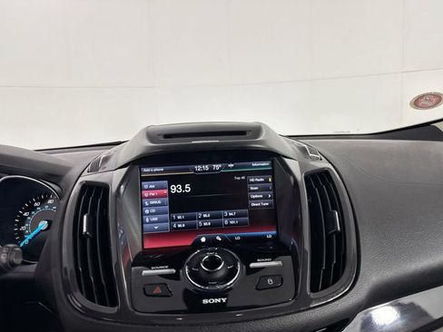 Used 2015 Ford Escape Titanium w/ Equipment Group 301A FWD image 7