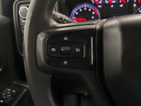 Used 2019 Chevrolet Silverado 1500 Custom Trail Boss w/ Custom Convenience Package AWD/4WD image 17