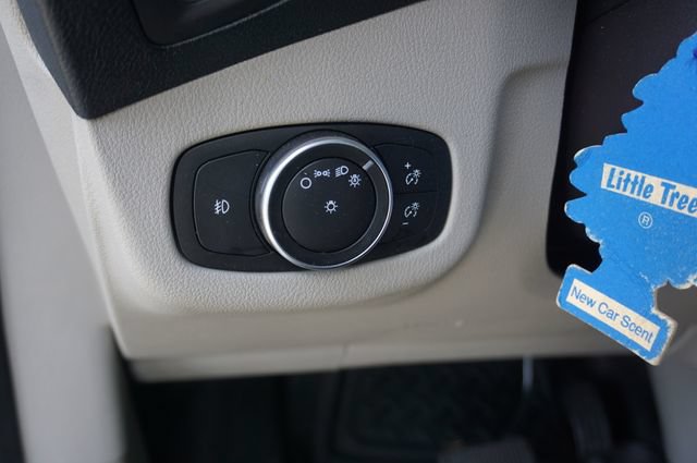 Used 2019 Ford Transit Connect XLT FWD image 30
